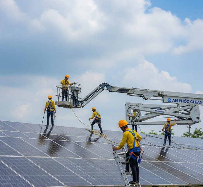 Dịch Vụ Vệ Sinh Panel Nhà Xưởng Chuyên Nghiệp: Nâng Tầm Diện Mạo Và Độ Bền Công Trình Cùng An Phước Clean 